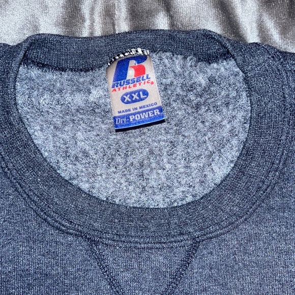 Champion essentials sweatshirt - Picture 2 of 3